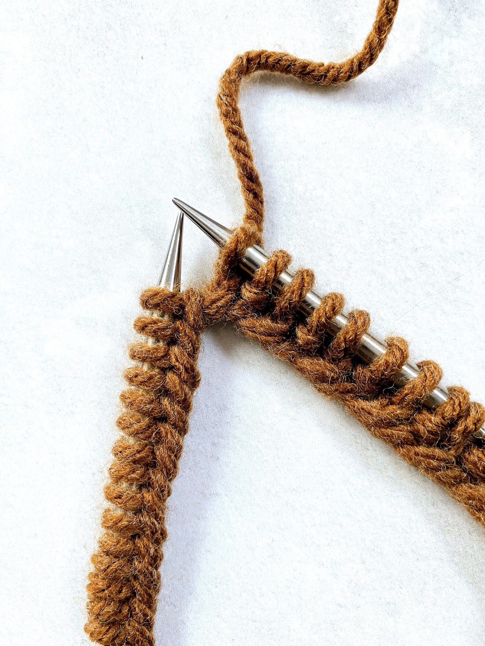 Knitting Pattern // Chunky Ribbed Fisherman's Beanie Toque Bulky Knit