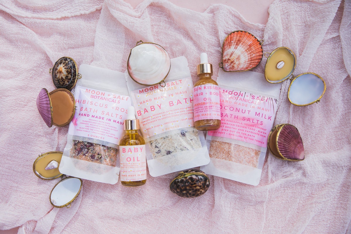 Hibiscus and Rose Flower Salt Bath. Pregnancy Safe With Organic Flowers