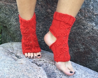 Red flip flop yoga sock! new! women red lace  Yoga Socks/ Dance Socks /Women  Socks/ red Hipster Socks/ Yoga active wear