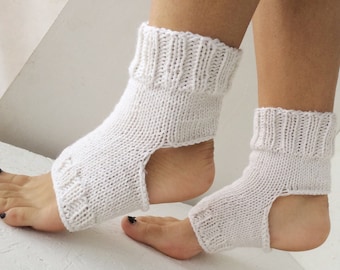 women yoga socks, white knitting  Yoga Socks, hand  Knit  Socks,  Dance Socks, Slipper Socks, Yoga active wear-