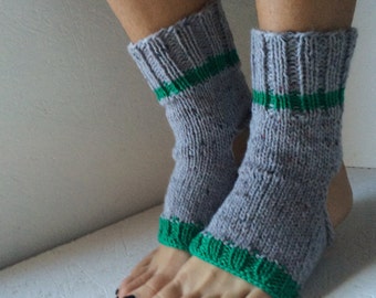 New! Gray women's yoga socks,  women Dance Socks,   Women  wool Socks,   Colorful Hipster Socks,  Yoga active wear