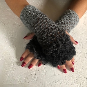 Black dragon scale gloves, Fingerless  Gloves, women fingerless gloves,  crochet Arm Warmers,  gift Accessory
