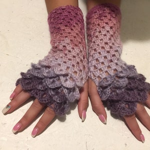 Mitaines pour femmes en écailles de dragon mitaines au crochet pour femmes, gants pour femmes au crochet, accessoire cadeau pour manchettes pour femmes à écailles de dragon