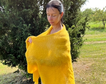Chal amarillo, chal de boda, bufanda de mohair para mujer, bufanda de mohair para novia, chal de mohair de punto
