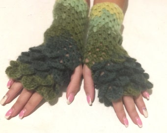 Sale green  crochet gloves,  women fingerless, women's Arm Warmers,  winter gift Accessory, spring gloves