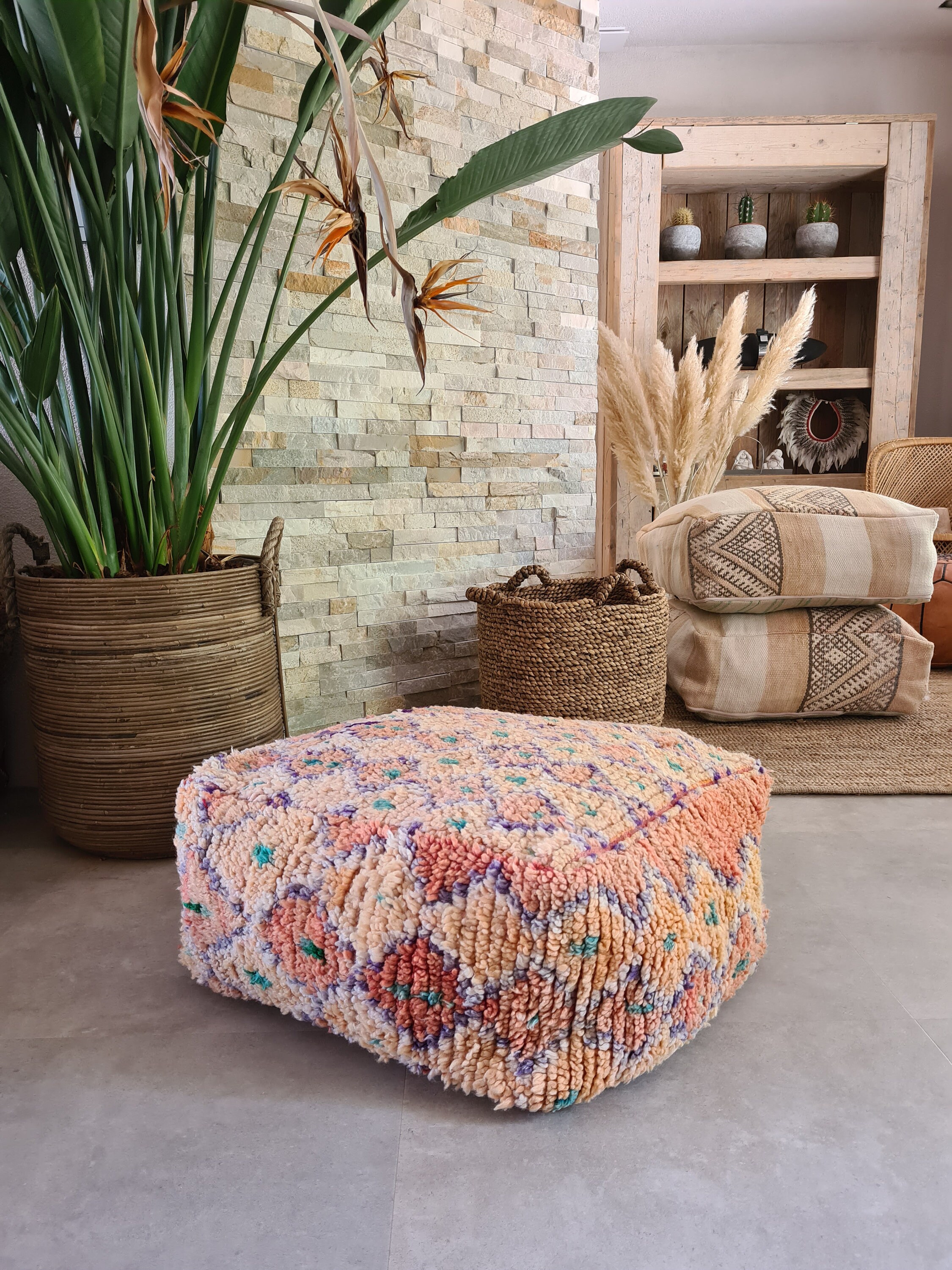 Moroccan kilim boujaad pouf Big floor pillow Handmade Moroccan poof 100