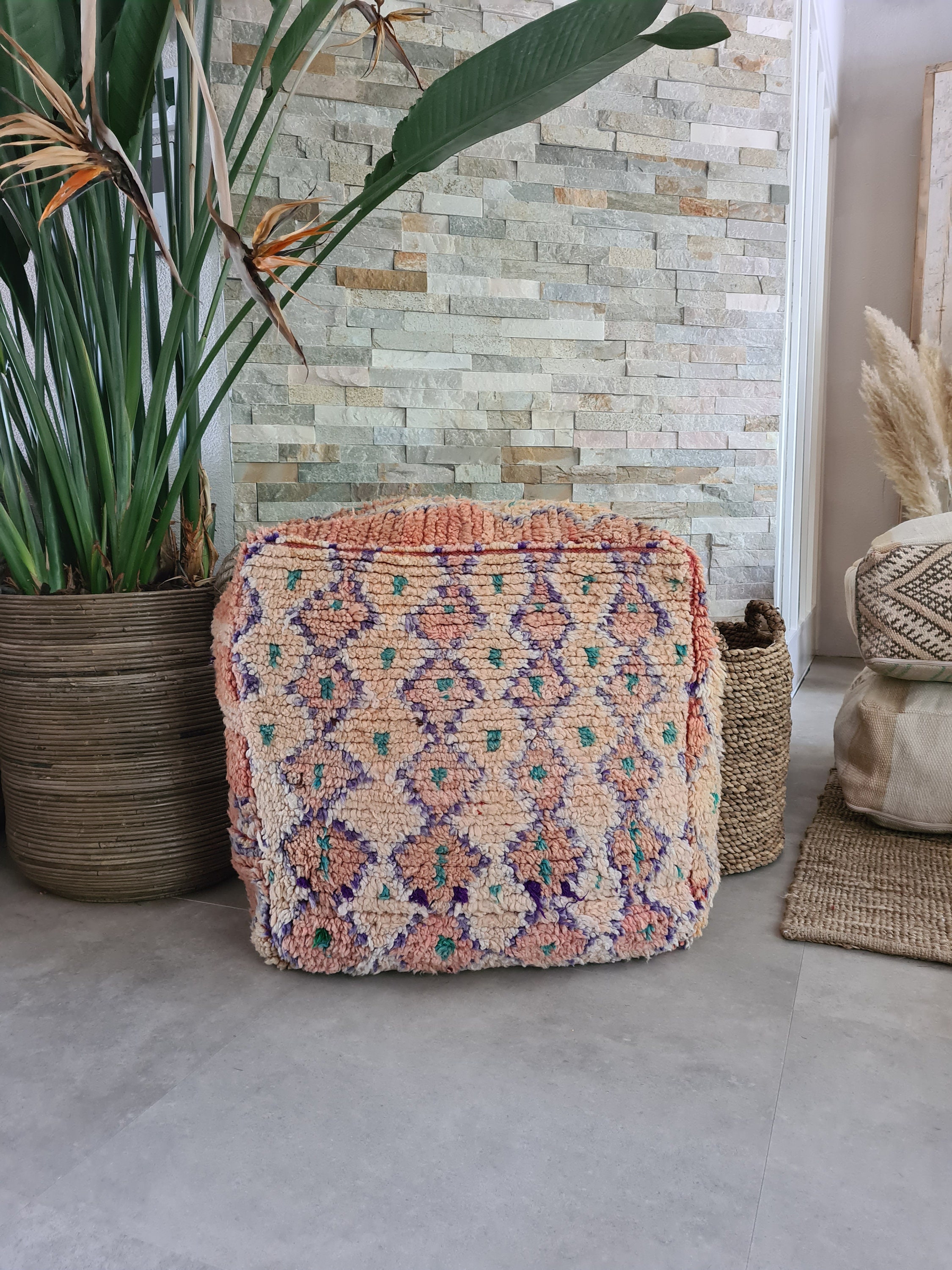 Moroccan kilim boujaad pouf Big floor pillow Handmade Moroccan poof 100