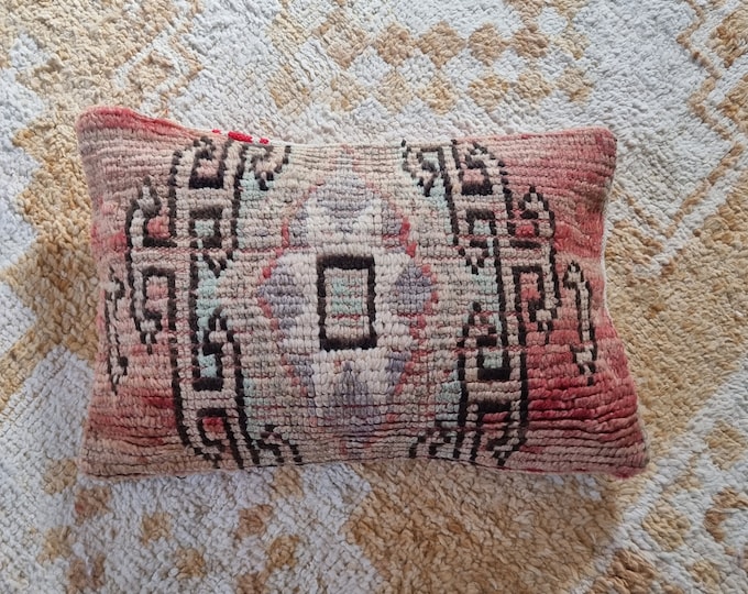 Featured listing image: Vintage Moroccan berber boujaad pillow