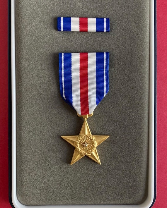 米軍勲章 Silver Star② Amazon | AFB03 アメリカ軍 シルバースター 銀星章 フルサイズ