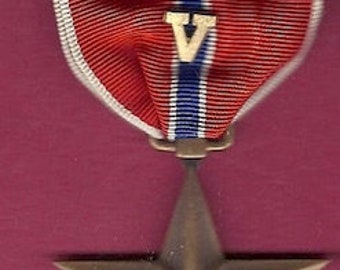 WWII WW2 1944 Vintage US Bronze Star Medal