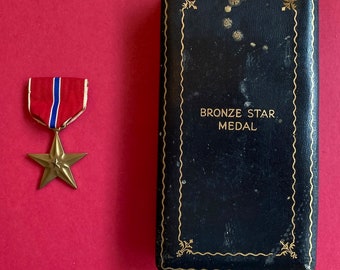 WWII WW2 US Bronze Star Medal with Case