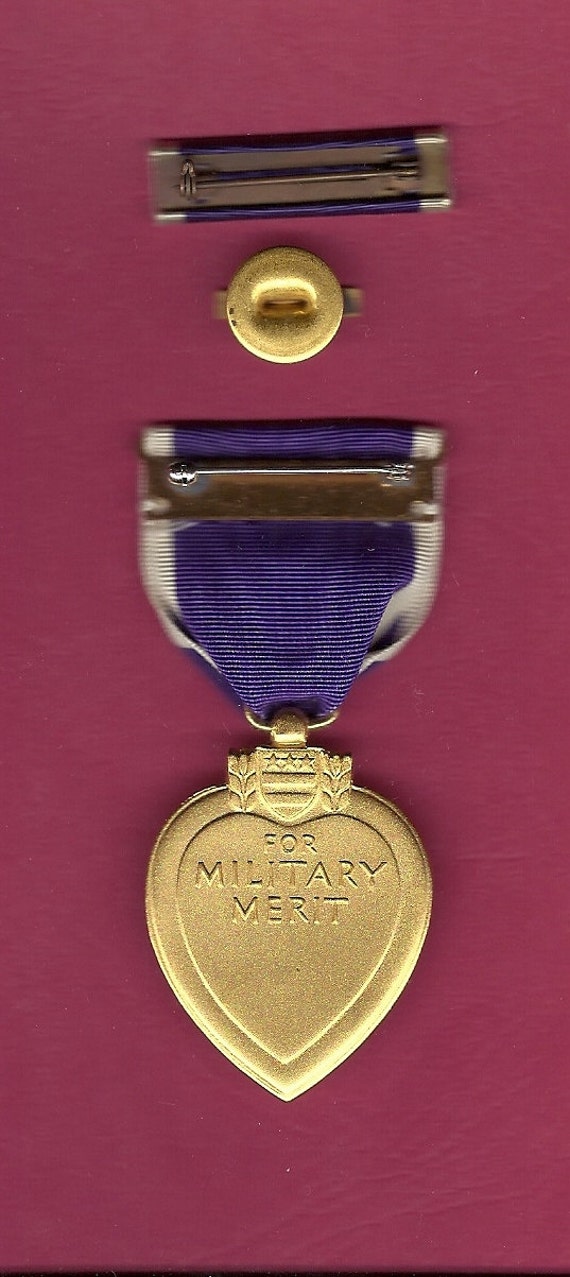 Original 1950s Korean War Purple Heart Medal With Case - Etsy