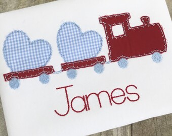 Jungen personalisierte Valentinstag-Zug-Shirt - monogrammiert junge Zug Herz Shirt - blau und rot