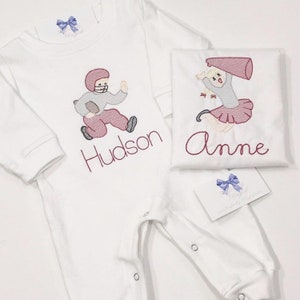 Klassieke jongens Football speler en cheerleader Romper-gepersonaliseerde-monogram aanpassen met uw team kleur!