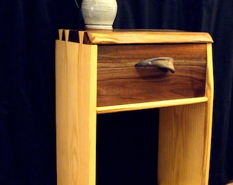 YOLANDA side table