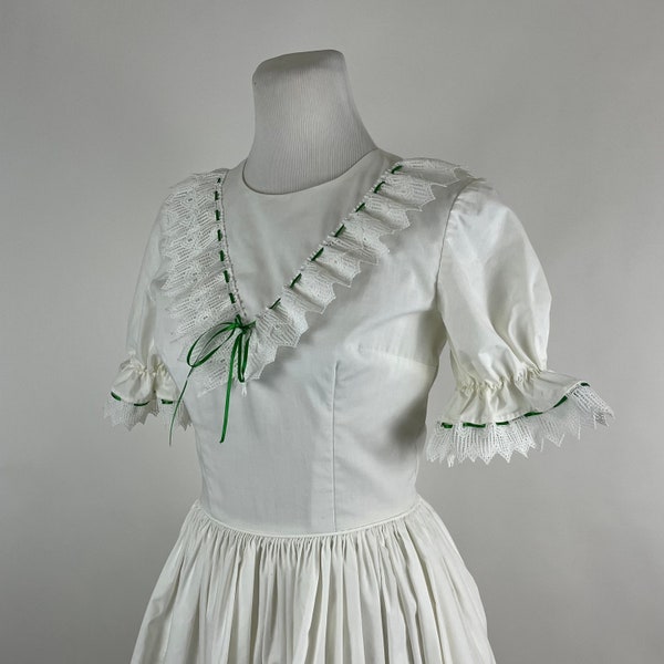 White Swing Dance Dress XS White Lace Green Ribbon Rockabilly Square Dance Dress 60's Full Circle Skirt Country Western Dress