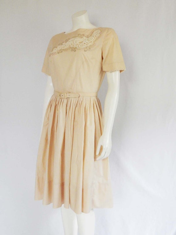 Cream Lace Fifties Dress Small Off White Short Sl… - image 1