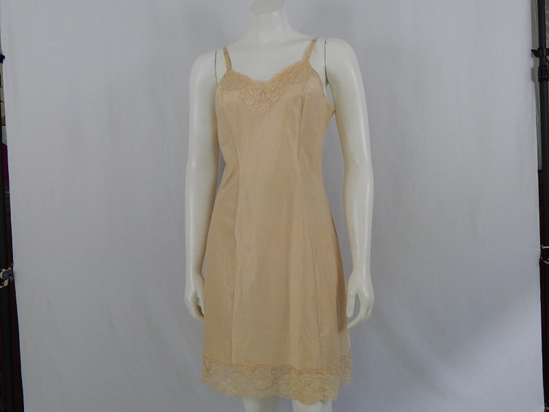 Vintage Vanity Fair Slip Seventies 70s 34 Small S Nude Golden with Lace Elastic Straps Antron III Nylon Made in USA