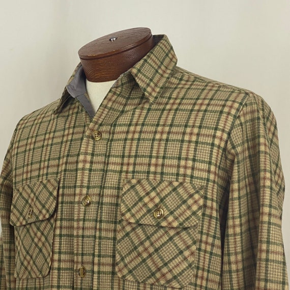 Tan Plaid Flannel Shirt Medium Men's Jacket Eight… - image 1