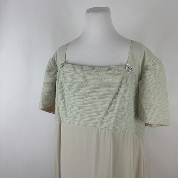 Green Formal MOB Dress 2X Celery Green Train Short Sleeve Empire Waist Sheath Square Neck 90's Caterina Collection Rhinestone Wedding Volup - Etsy Green Formal MOB Dress 2X Celery Green Train Short Sleeve Empire Waist Sheath Square Neck 90's Caterina Collection Rhinestone Wedding Volup - Etsy