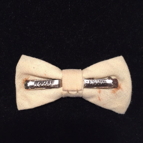 Pale Yellow Boys Bow Tie Clip On 60's Sixties Pla… - image 2