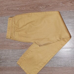 Gold Mom Jeans Glitter 90&#39;s Nineties 30&quot; Waist 32&quot; Inseam Size 6 Kenneth Cole Reaction Women&#39;s Holiday
