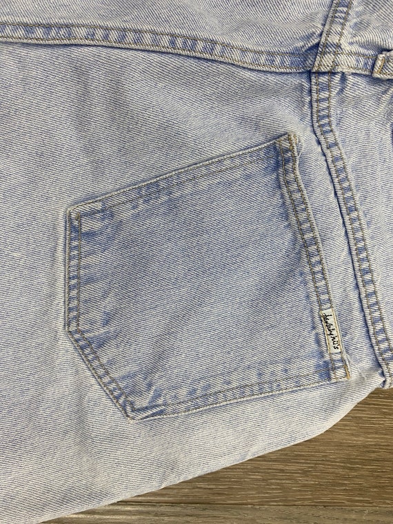 Vintage Blue Mom Jean Shorts - M