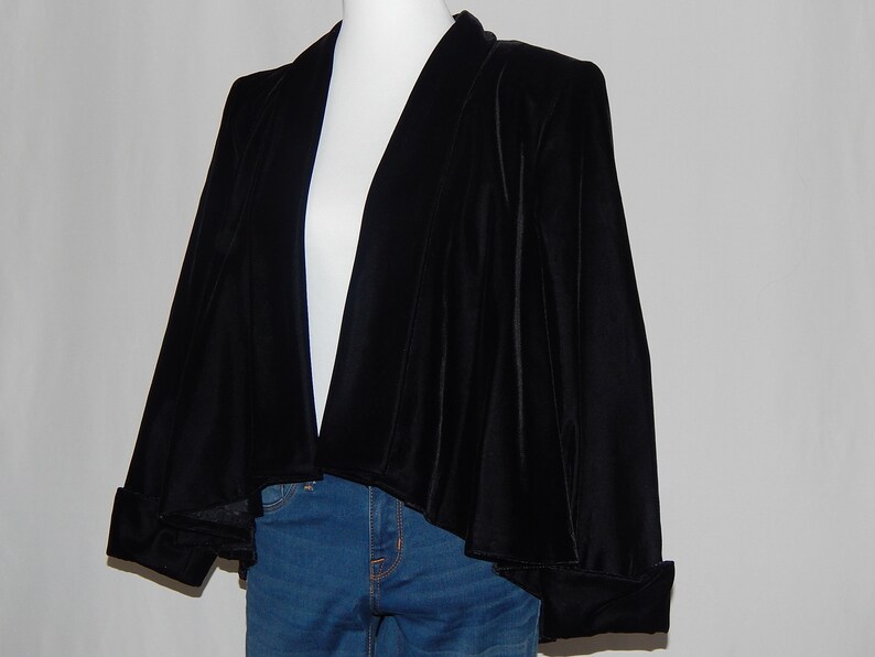 Steampunk Black Velvet Jacket PL Petite Large Drape Front Long Sleeve Cuff Sleeve Alex Evenings 80/'s Eighties Formal Prom
