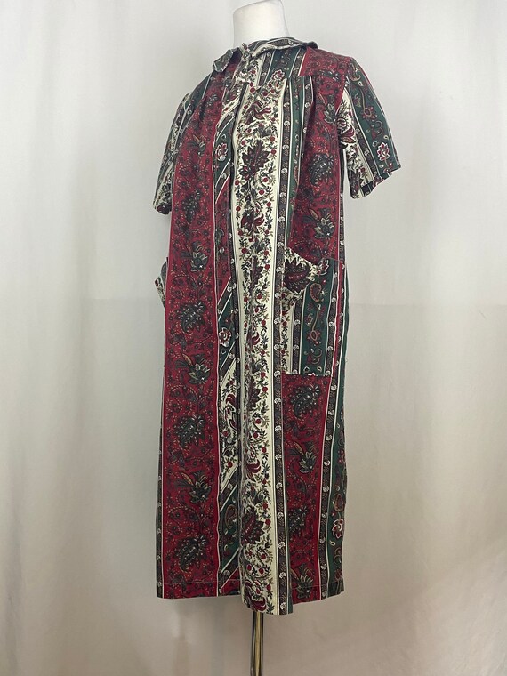 Red Paisley House Dress Small 80's Lounge Dress R… - image 3