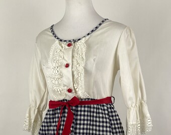 Gingham Quilted 70's Robe Small Black White Red Buttons 3/4 Sleeve Lace Trim House Dress Checkered Collar Red Ribbon Belt