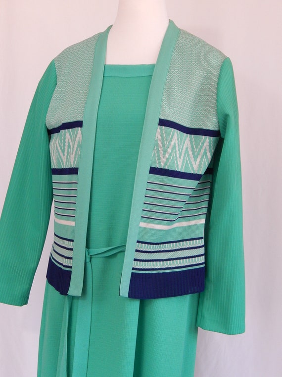 mint green chevron dress BEIGE AND MINT CHEVRON PRINT WRAP DRESS – ShopKoai main image 1