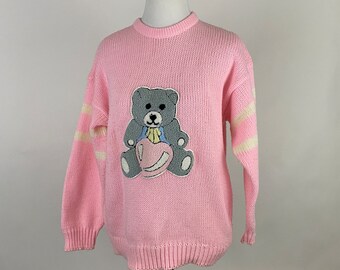 Novelty Teddy Bear Sweater Medium Pink Gray Bear Pink Heart J. J. Fargo Long Sleeve Crew Neck 90&#39;s UGLY SWEATER