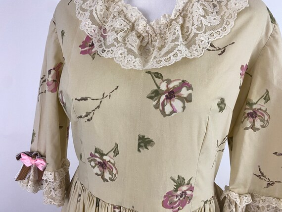 Floral Colonial Cosplay Dress Medium Georgian Bei… - image 8