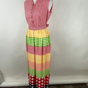 Vestido maxi vermelho gingham pequeno 60&#39;s boho country hippie verde azul branco amarelo xadrez babado decote em v sem mangas vestido de verão com cinto