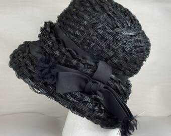 Vintage Woven Straw Cloche Hat: Hat Attack New York, Black  display picture 2