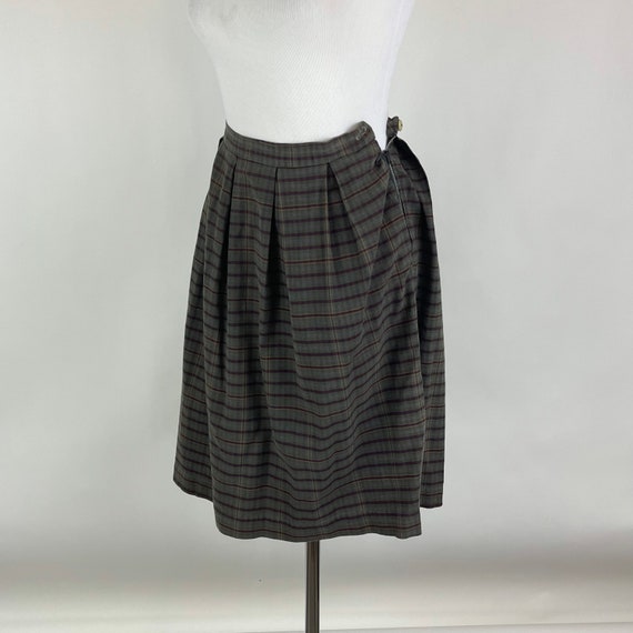 Burgundy plaid skirt discount