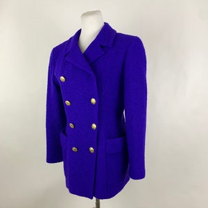 Blazer cruzado de punto bouclé morado estilo vintage de los años 80, talla pequeña, Simonton Studio.