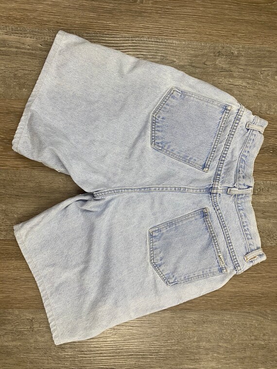 Blue Mom Jeans Shorts Medium Shorts High Waist 29” Wa… Gem