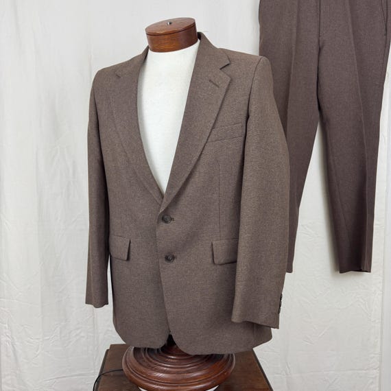 Brown Men's Suit 40R Medium Solid Polyester Tradi… - image 1