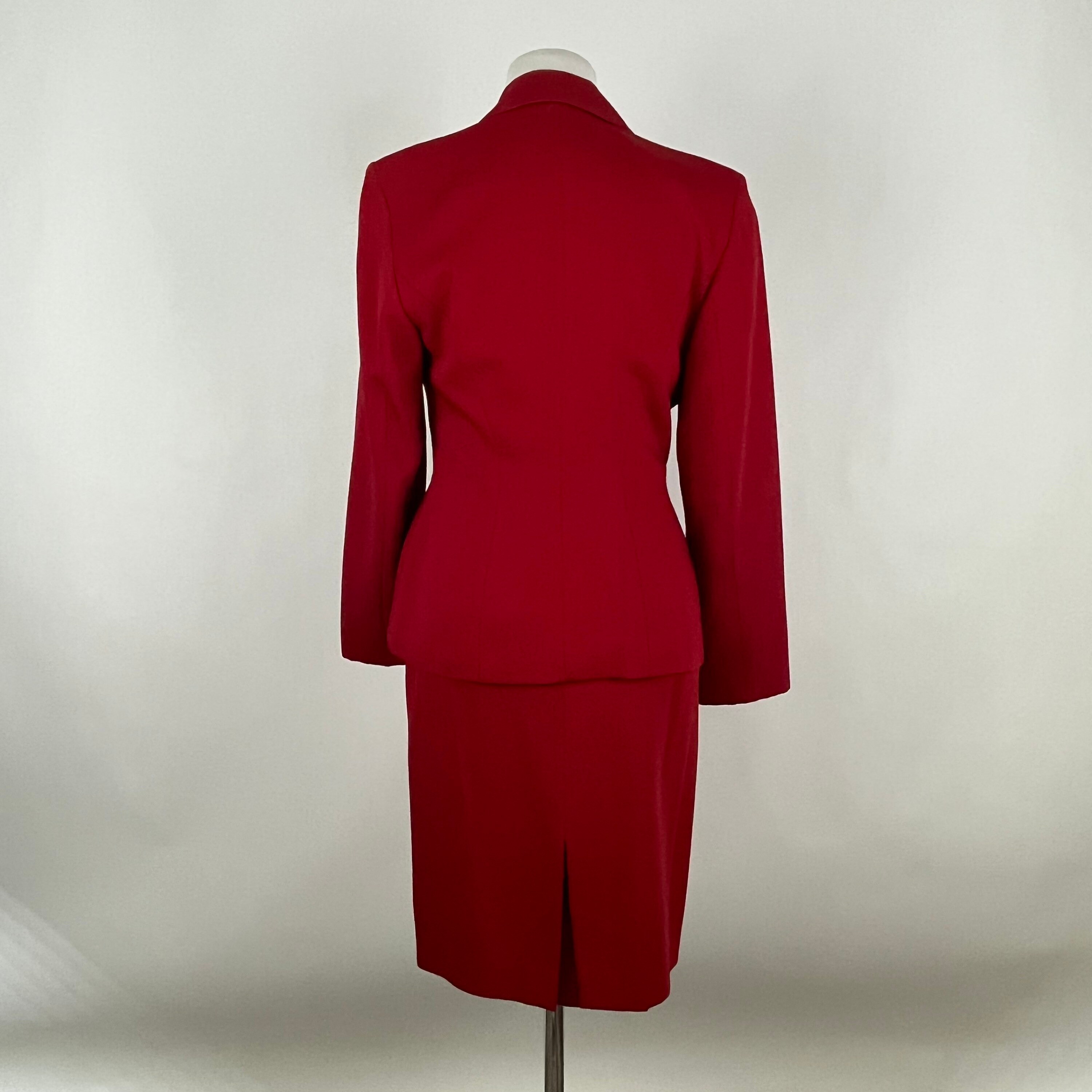 ESCADA(エスカーダ) レディースパンツスーツ レディース - レッド Vintage Escada Margaretha Ley Red Blazer Wool Silk Made in Germany