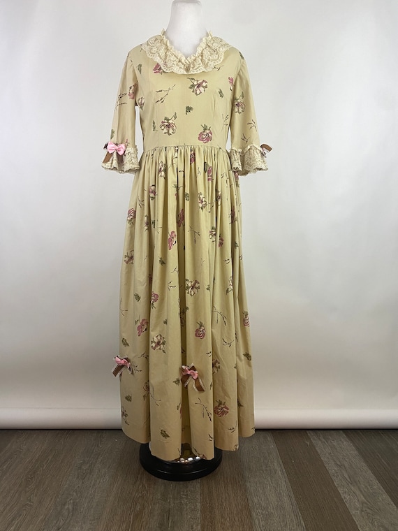 Floral Colonial Cosplay Dress Medium Georgian Bei… - image 2