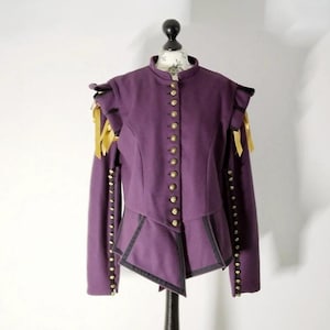 Fencing jacket for musketeers, wool jacket for historical reenactment and LARP, 17th wool coat with detachable and buttonable sleeves