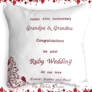 Nuovo cuscino regalo personalizzato per il 40° anniversario di matrimonio con rubino ricamato fatto a mano