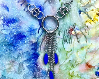 Chainmail necklace silver hoop chain with royal blue colored Czech glass beads