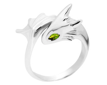 Anillo de dragón de plata con peridoto bebé