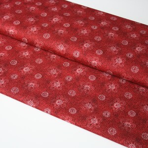 Patchwork fabric red image 2