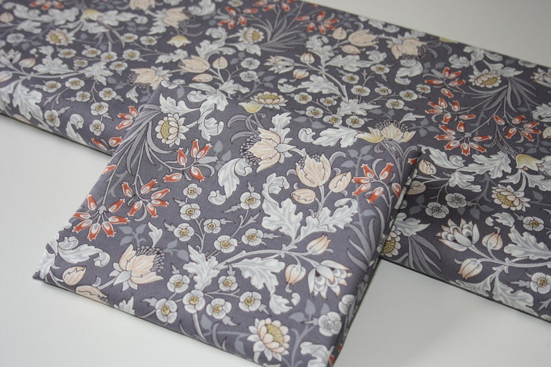 Patchwork fabric William Morris image 4