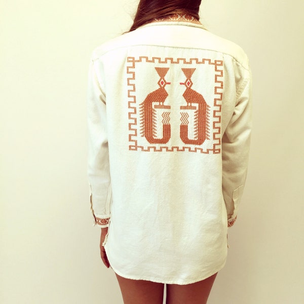 Bird on a Wire Blouse // vintage white embroidered dress top shirt ethnic boho hippie woven tunic cotton Mexican Guatemalan 70s // S/M