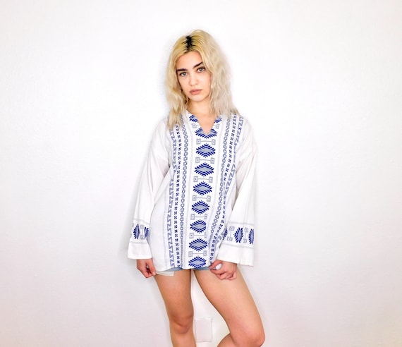 Baja Blouse // vintage cotton white boho hippie Mexican embroidered dress hippy Guatemalan indigo 70s 1970s 1970's 70's // O/S