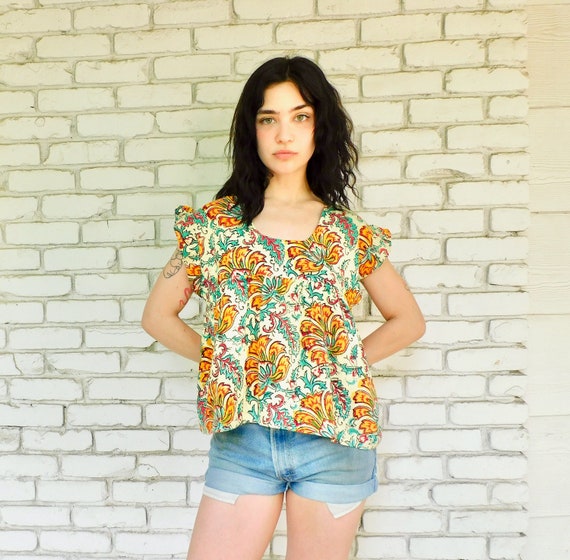 Indian Floral Blouse // vintage 70s boho cropped crop top dress hippie yellow 70's 1970's 1970s Indian hippy // S/M